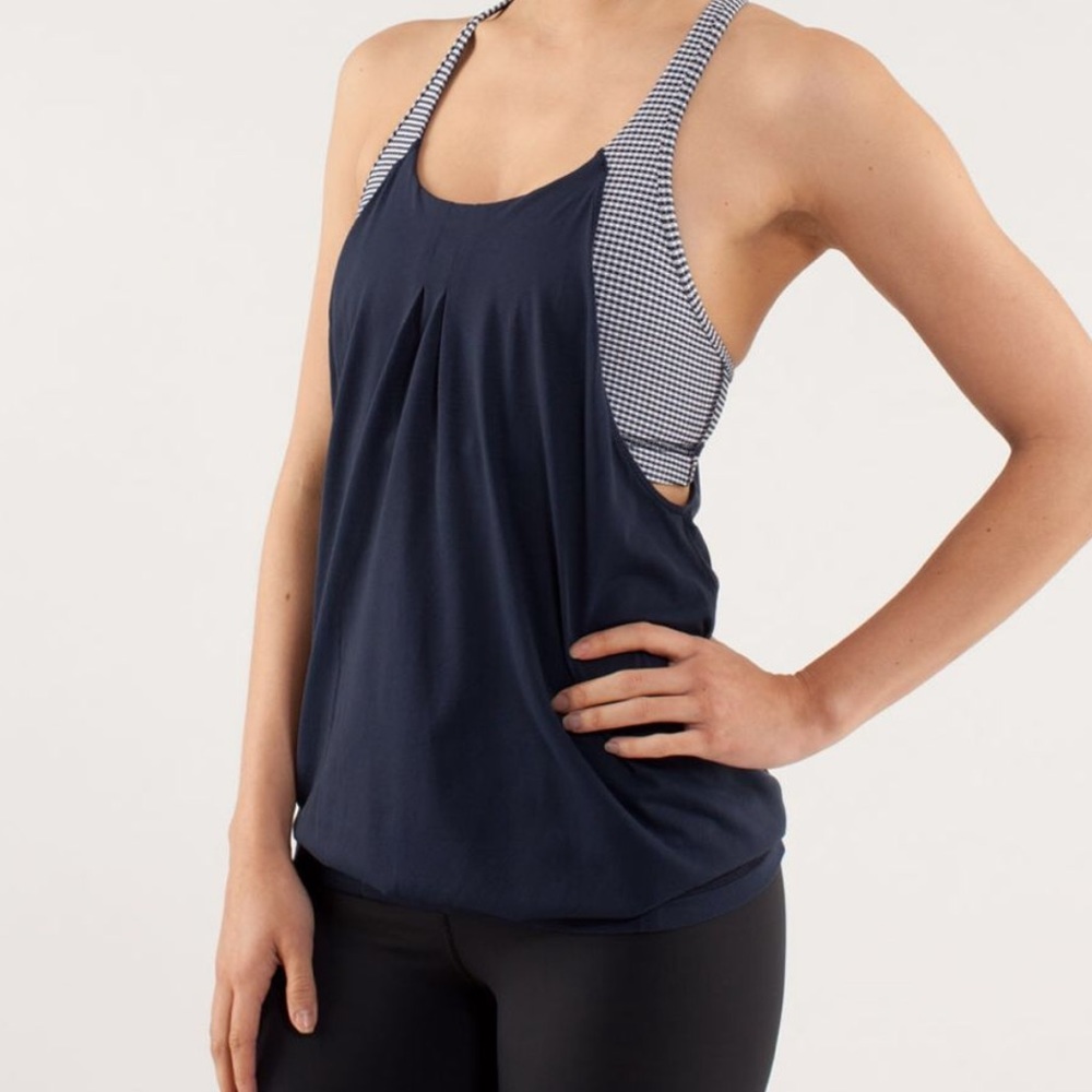 Lululemon Practice Freely Navy Tank w Built in Bra